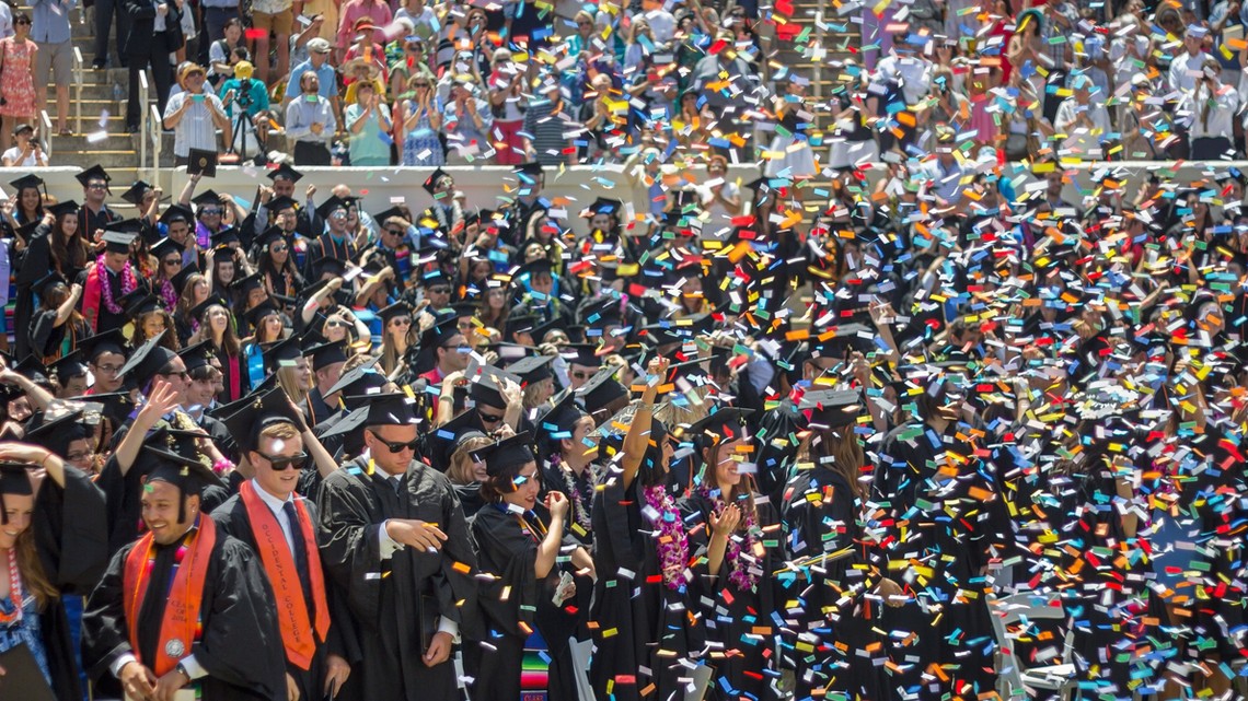 042816_commencement_confetti