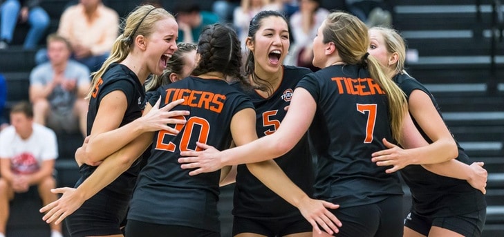 La Verne Volleyball Win