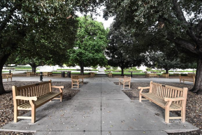 Stock_Quad_Hofmann-min