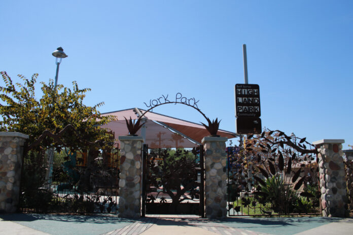 YorkPark_CommNews_DominicMassimino2_Spanish