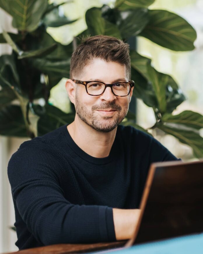 SCHOENBERG-ADAM_3 (1) (1) (1) Adam Schoenberg