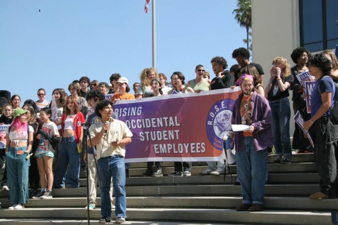 ROSEWalkout_News_Wong10