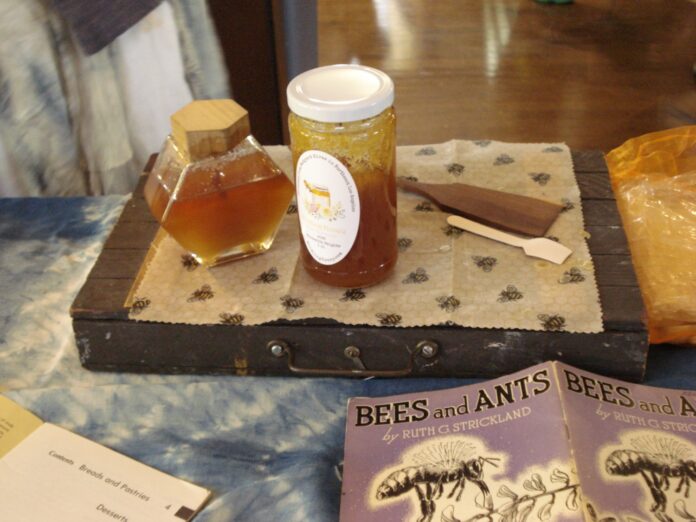 BuzzOnBees_Community_Ramirez3