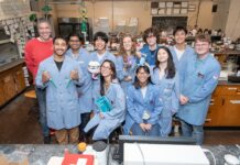 ACS honors ‘prominent mentor’ professor Michael Hill